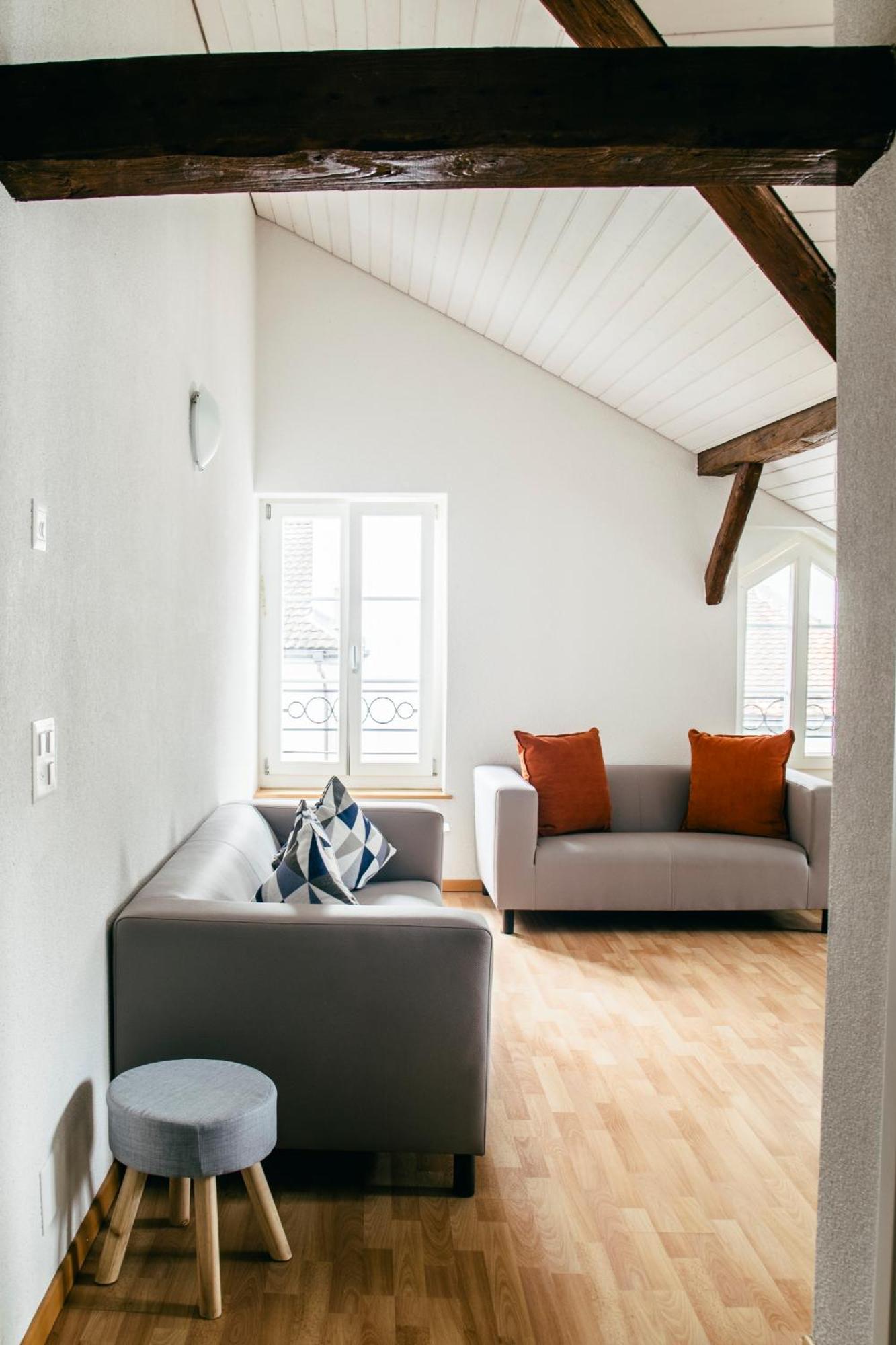 Nimbuzzz Apartments Unterseen Rum bild